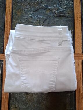 Charlies White Jeans